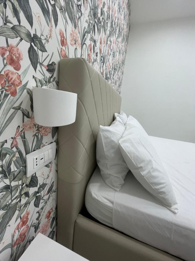 Virgy House Bed and Breakfast Napoli Esterno foto